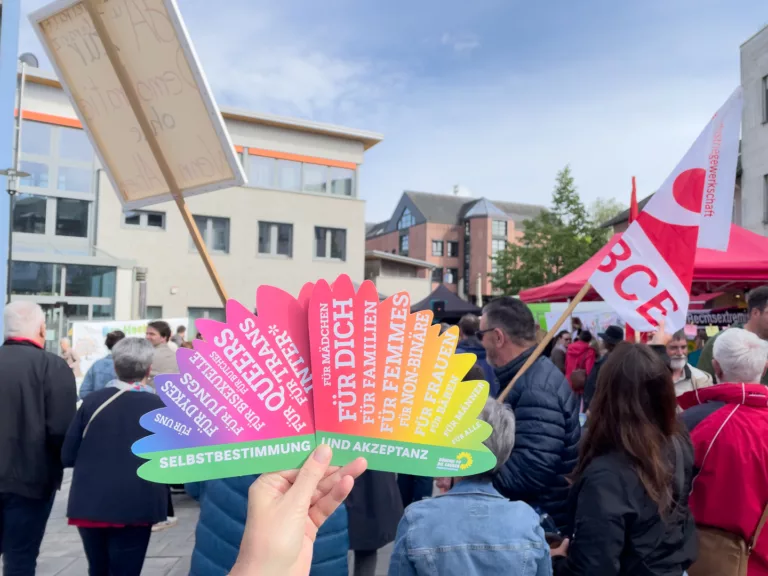 Demo gegen Rechts – Der Hochwald bleibt bunt